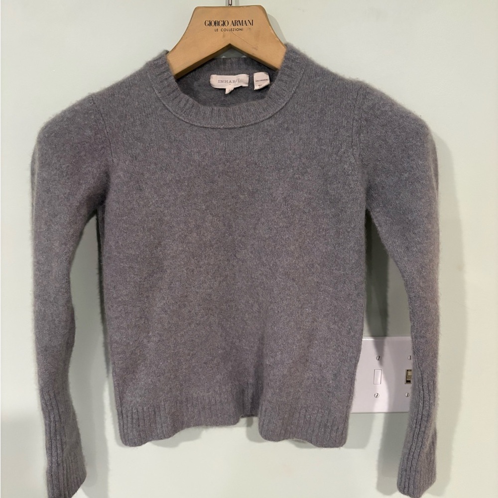 Inhabit 100% Cashmere Women's Crew Sweater